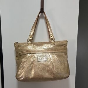 Gold Coach Poppy Tote for Sale up to 90% Off: Poshmark